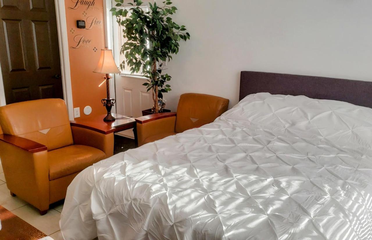 Stylish Suite Tampa Minutes To Hard Rock Casino Mango ภายนอก รูปภาพ